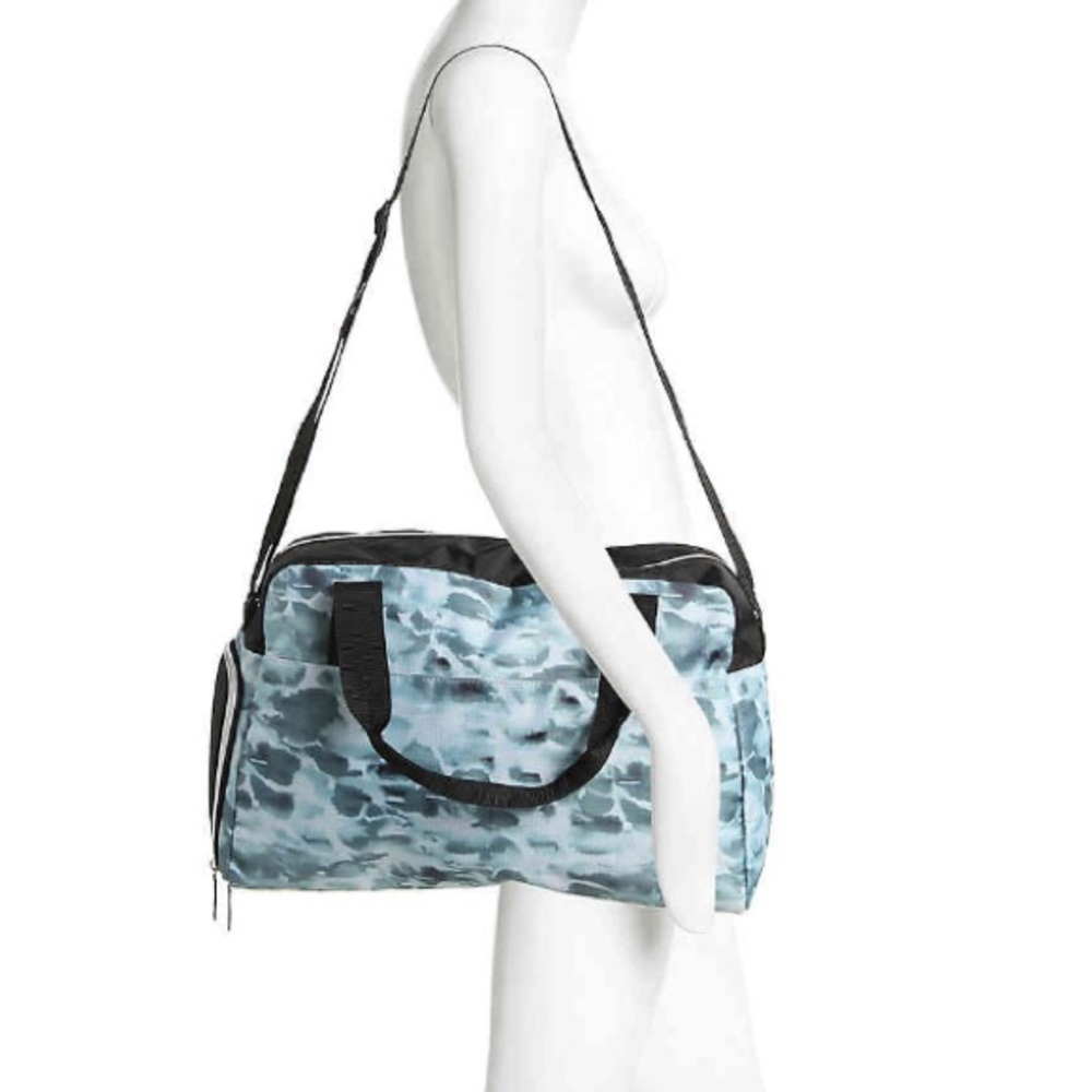 DSW Gym Bag Duffle